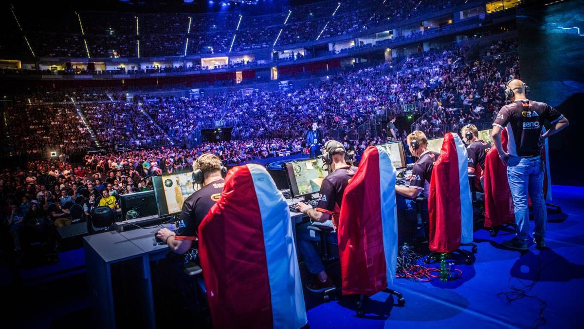 Deportistas y famosos apuestan por invertir en e-Sports